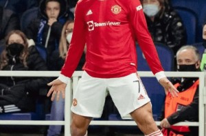 夏窗警钟！曼联三大昏招若出，复兴或将彻底落空