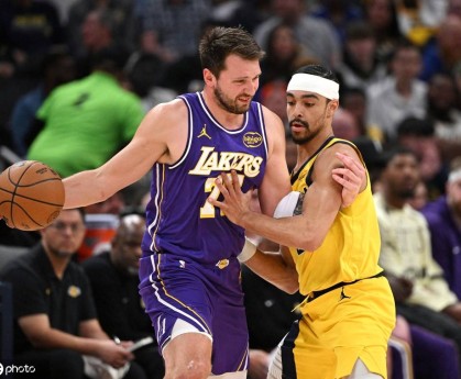 东契奇43+6+7詹姆斯23+9+9 里夫斯25分湖人战胜步行者