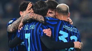 国米客场7连胜6场零封，蓝黑军团强势领跑意甲，两大核心迎来里程碑